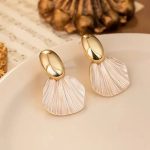 Trendy Shell Design - K014