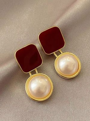Red Pearl Geometric Pattern - K023